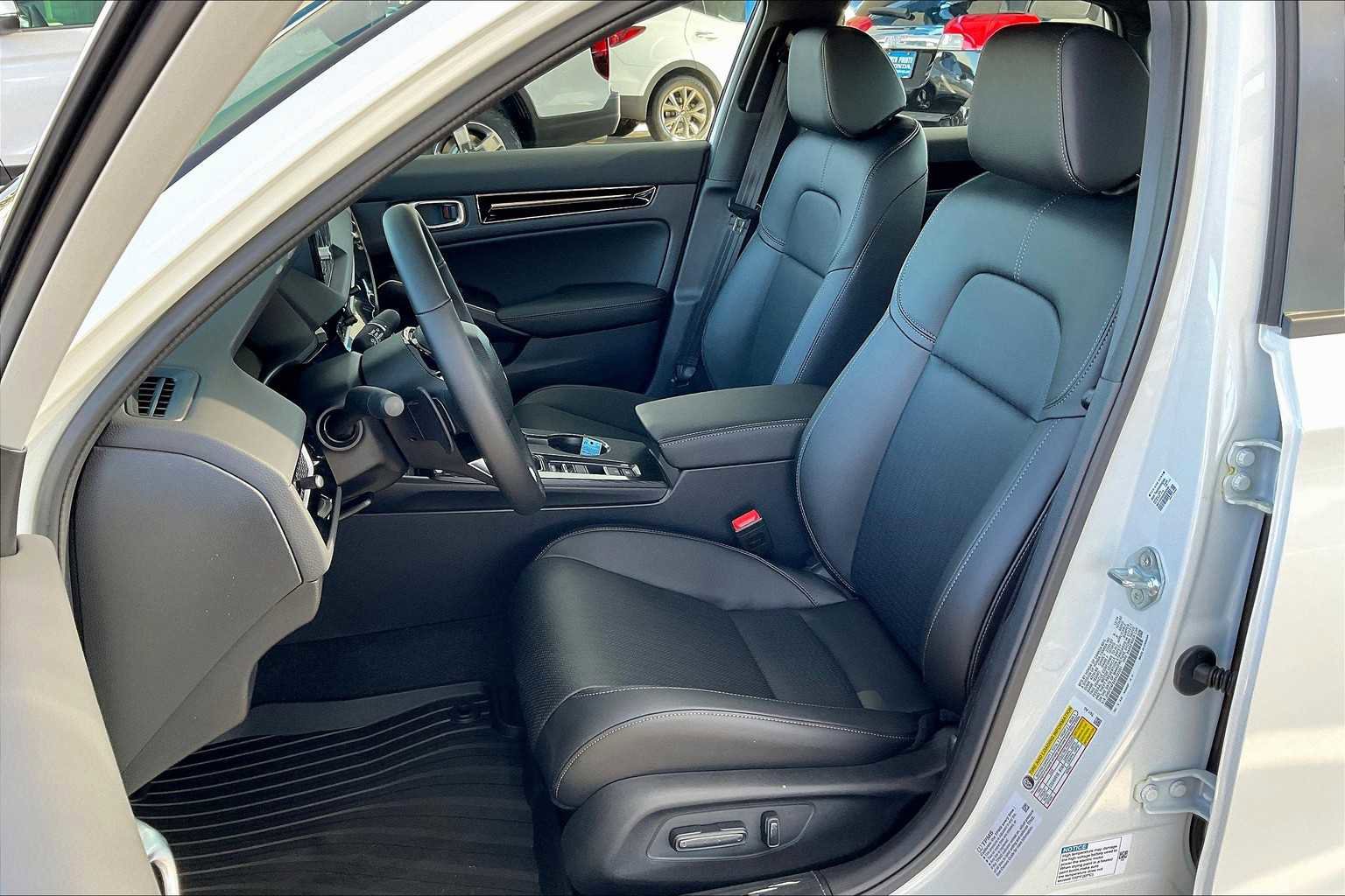 Certified 2025 Honda Civic Sport Touring image 9