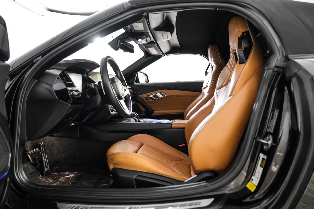 Used 2020 BMW Z4 sDrive30i w/ M Sport Package RWD image 4