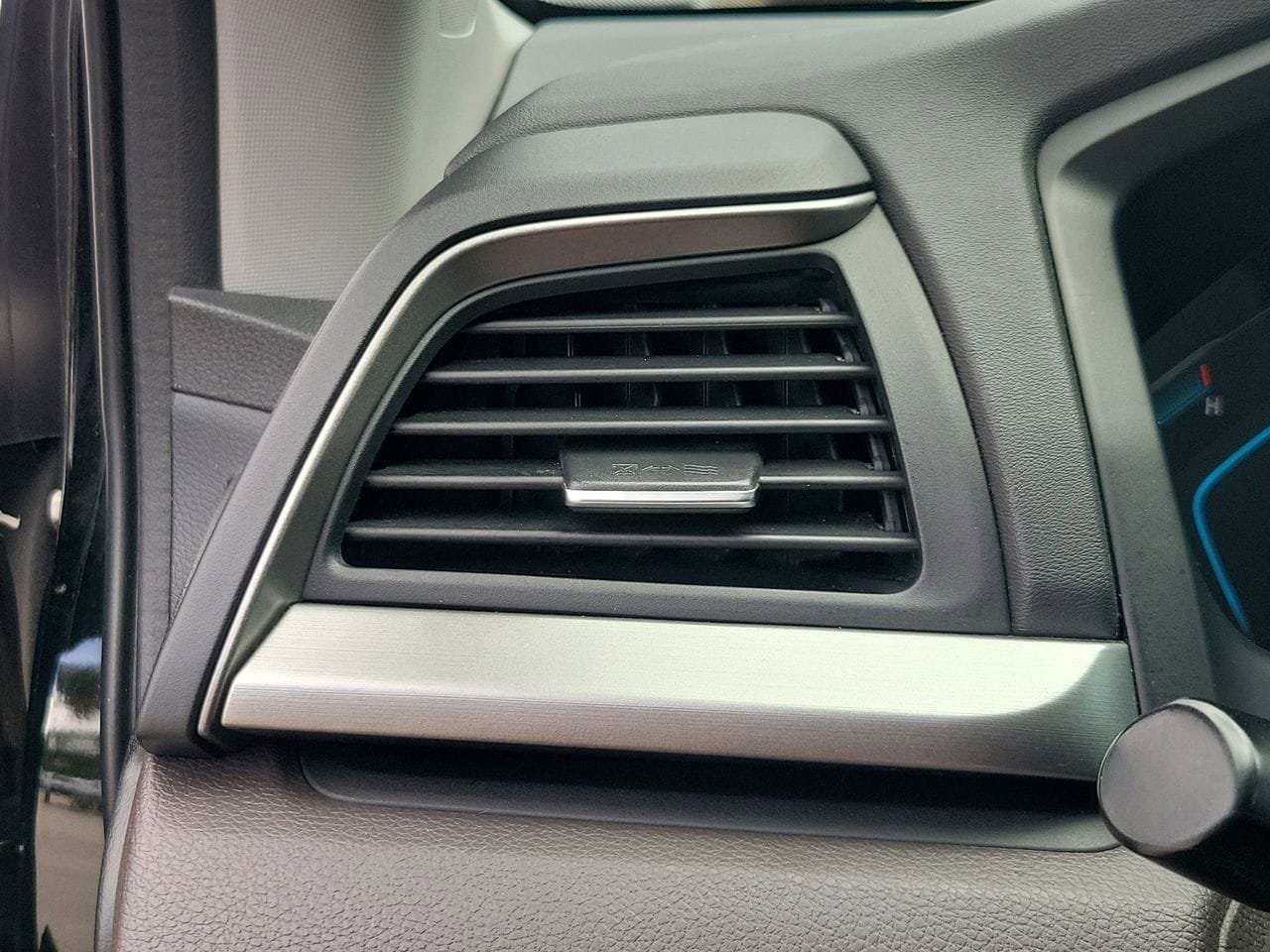 Used 2018 Honda Odyssey EX-L image 30