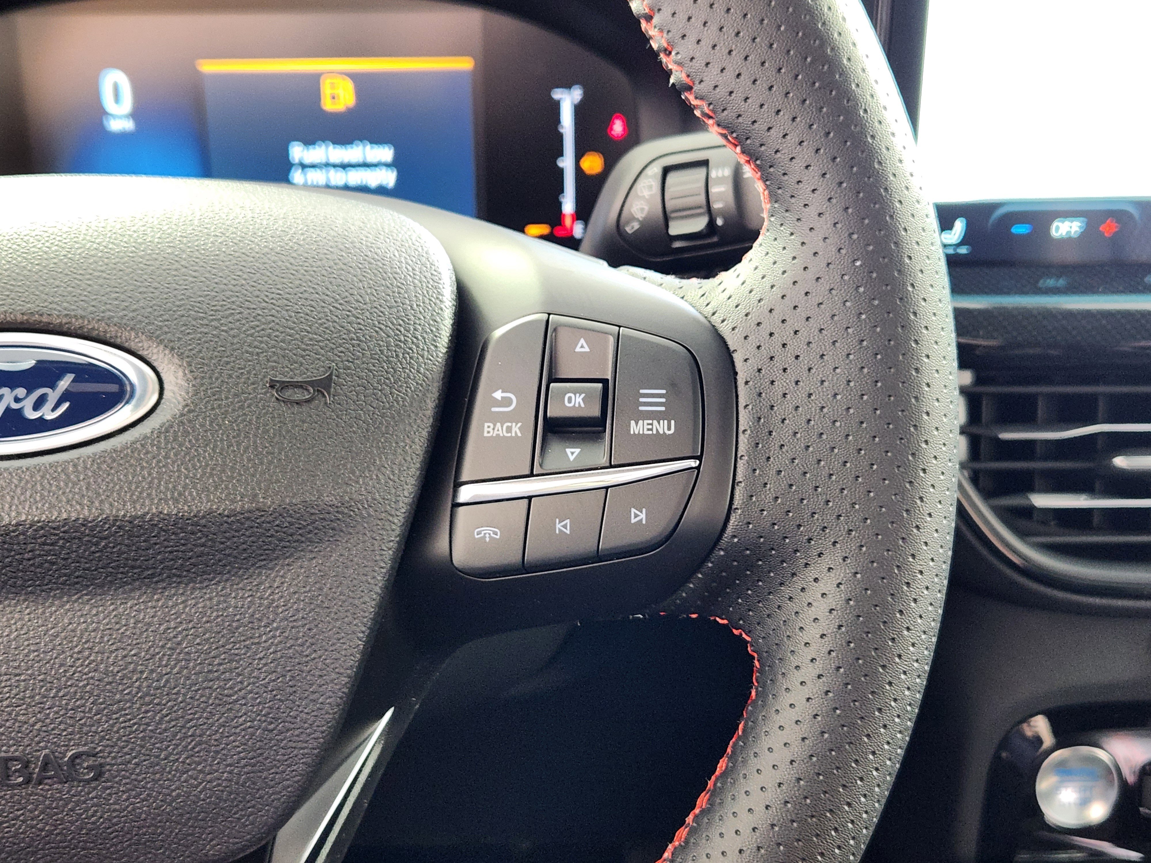 New 2026 Ford Escape ST-Line w/ Tech Pack #1 image 19