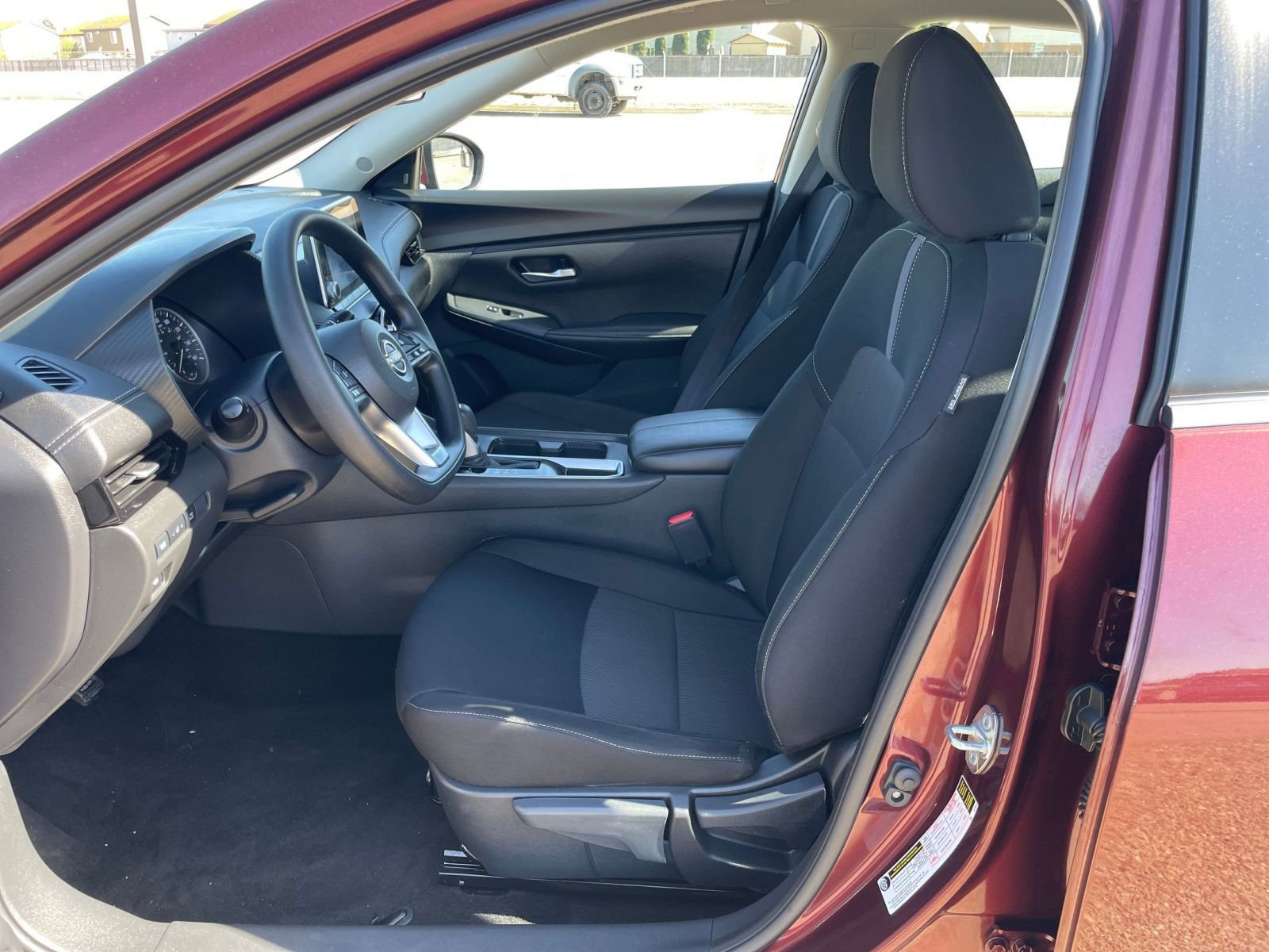 Used 2025 Nissan Sentra SV image 25