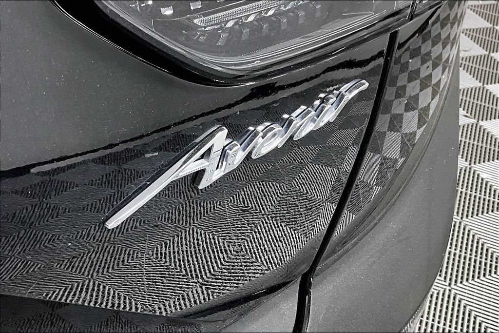 Certified 2024 Buick Envision Avenir AWD/4WD image 23