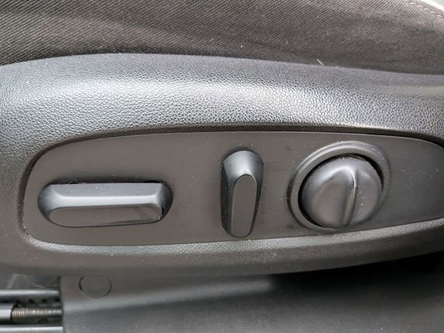 Used 2019 Chevrolet Equinox LT image 12