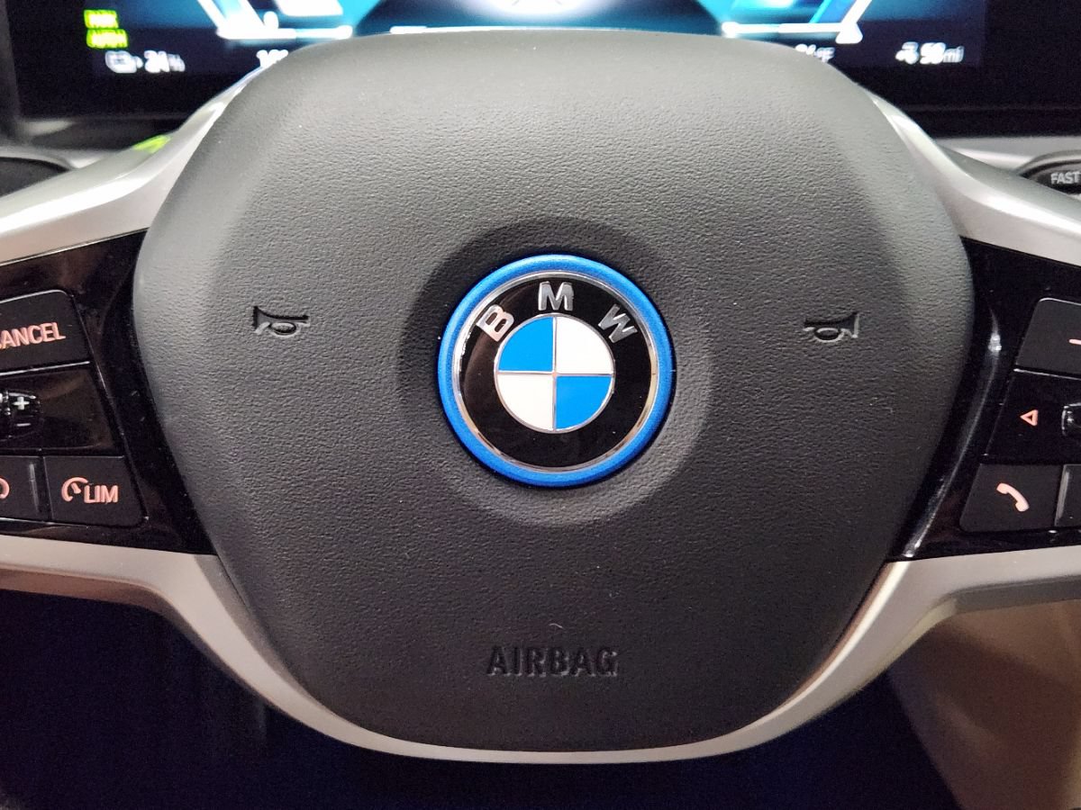 Used 2025 BMW i4 eDrive40 w/ Premium Package RWD image 49