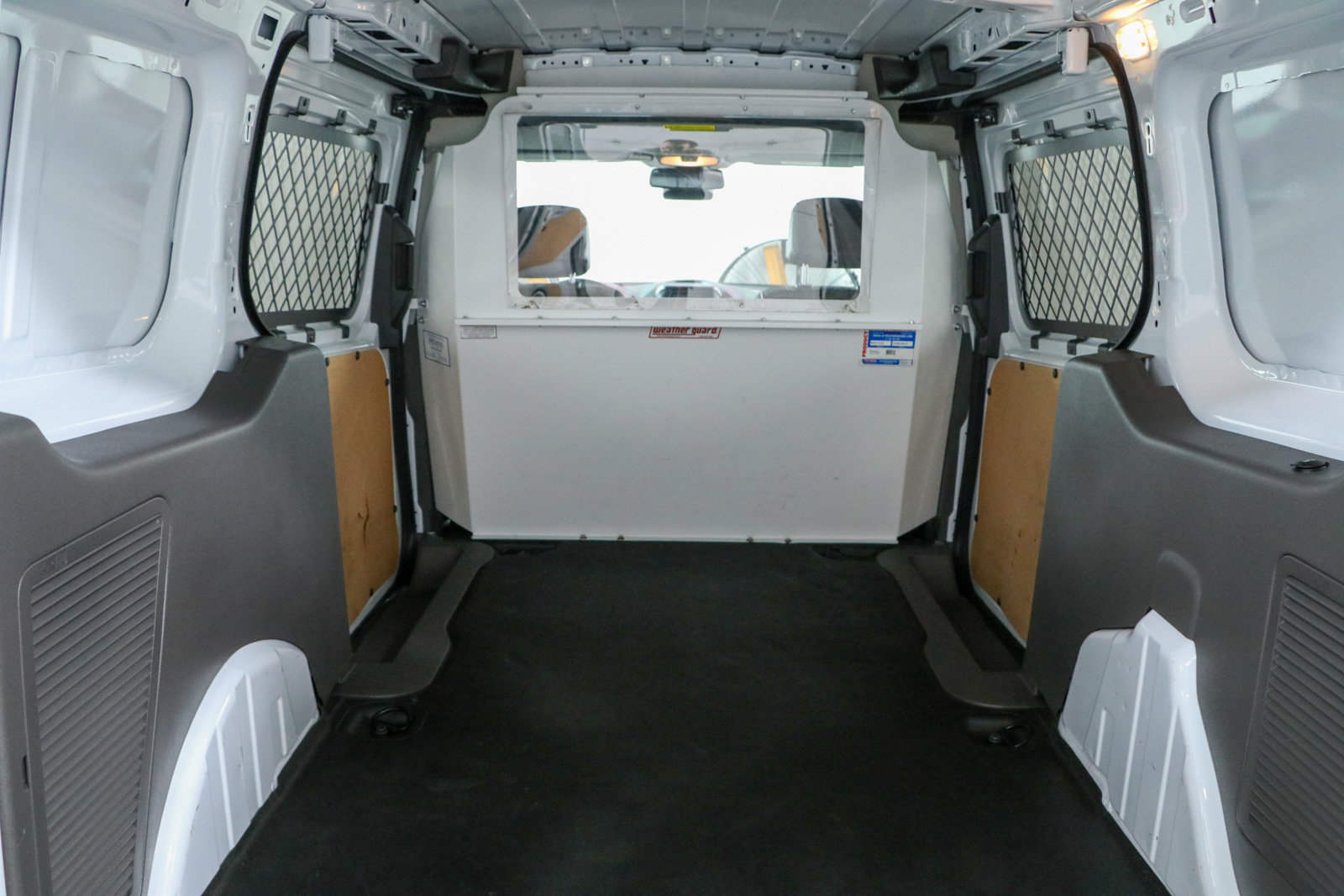 Used 2023 Ford Transit Connect XL FWD image 28