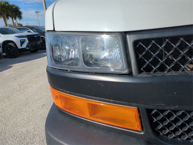 Certified 2021 Chevrolet Express 2500 Extended w/ Driver Convenience Package image 10
