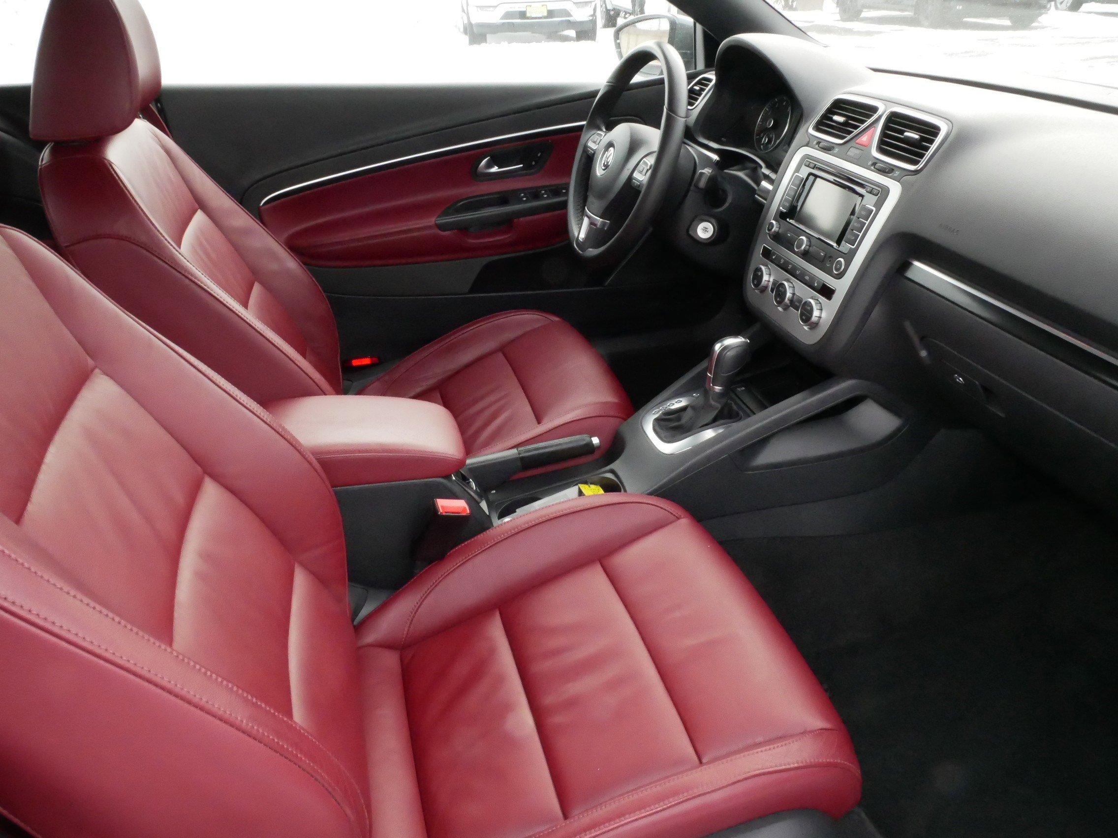 Used 2013 Volkswagen Eos Lux image 11