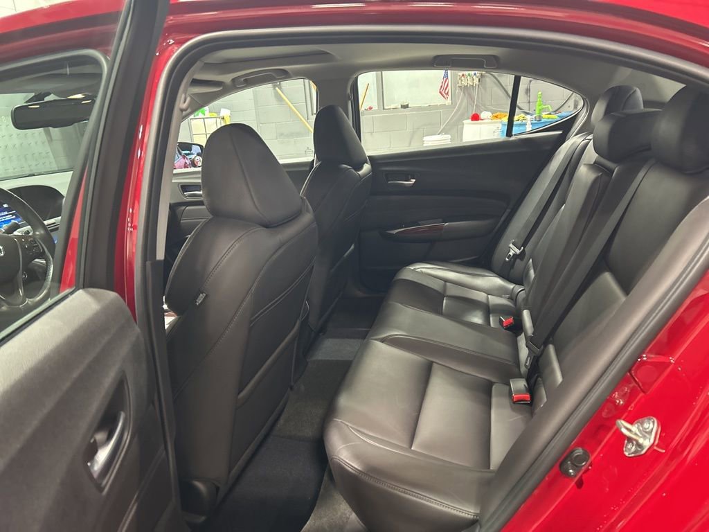 Used 2017 Acura TLX V6 image 21