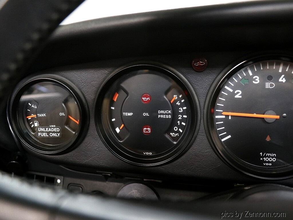 Used 1988 Porsche 911 Carrera image 22