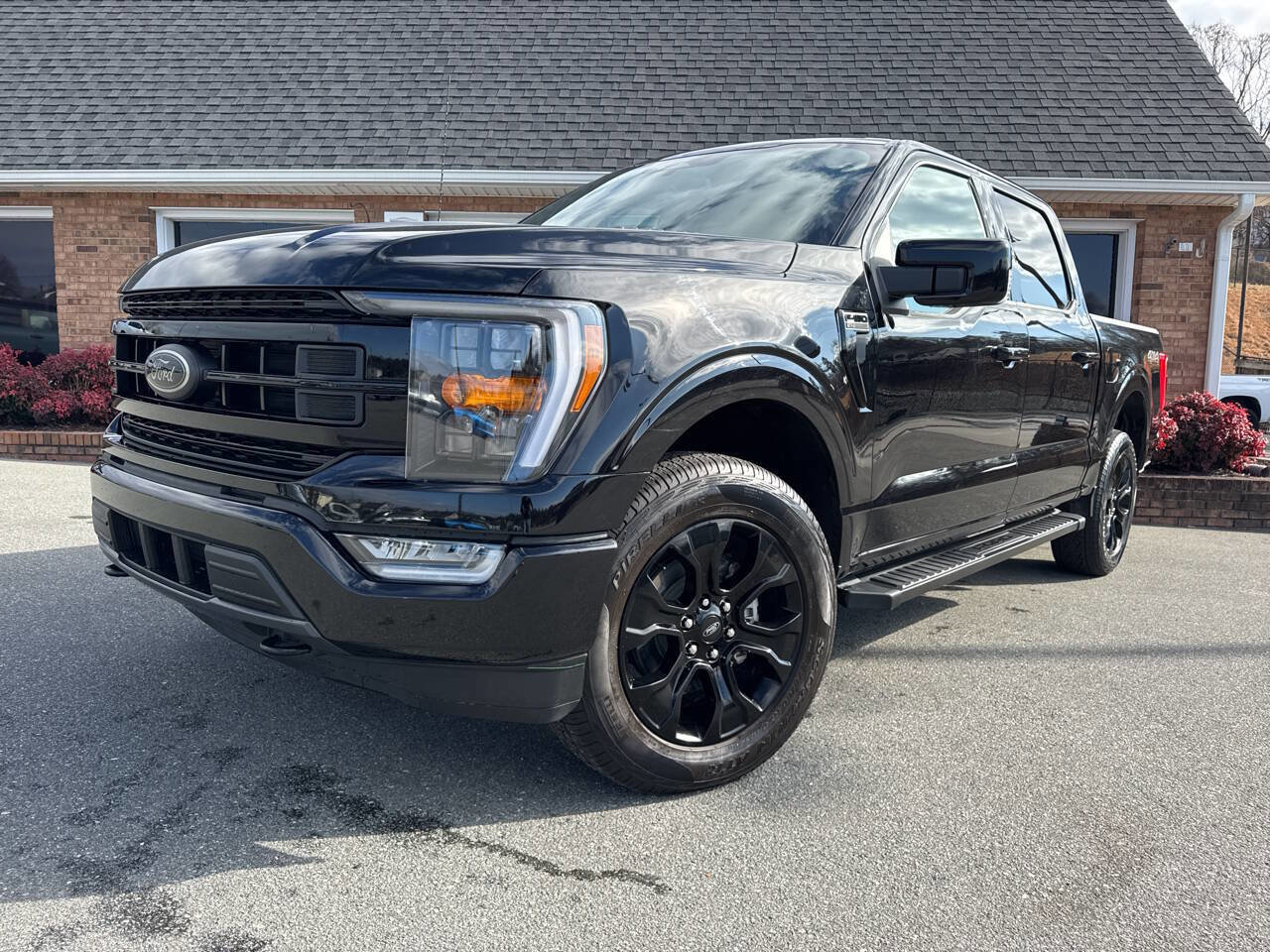 Used 2023 Ford F150 XLT w/ Equipment Group 302A High image 2