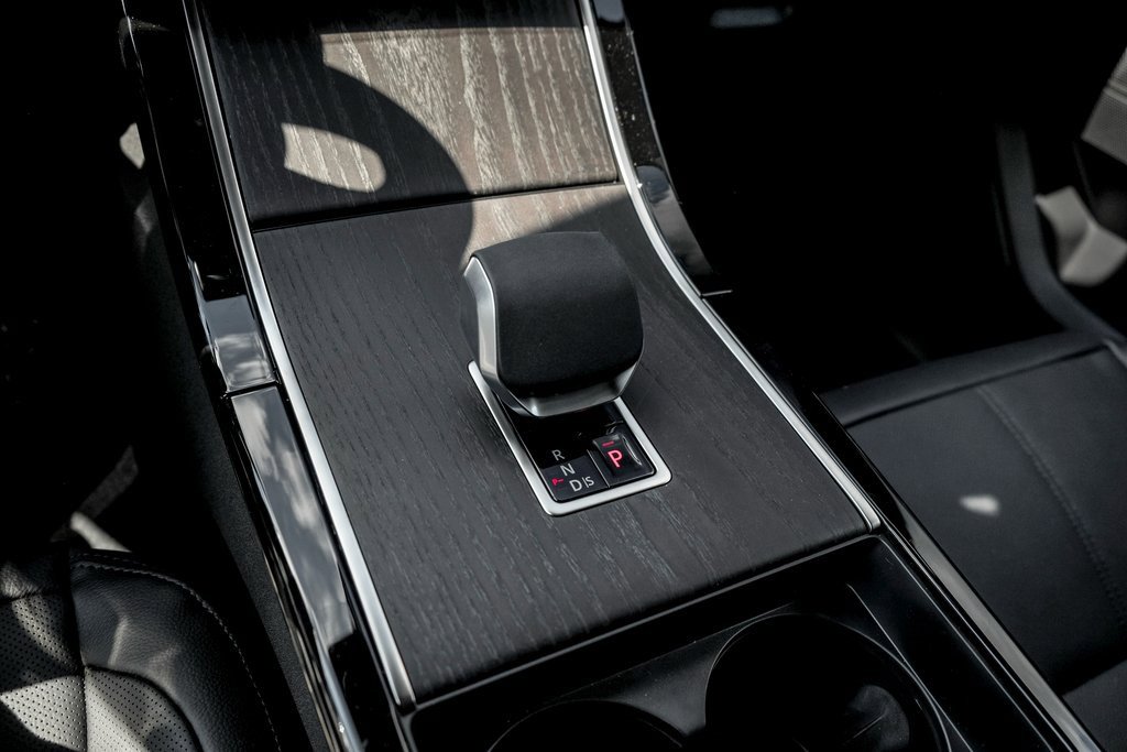 New 2026 Land Rover Range Rover Velar S image 15