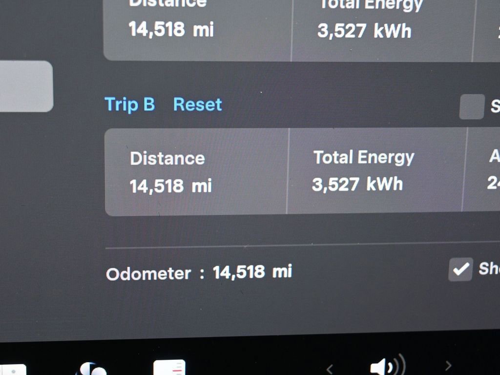 Used 2025 Tesla Model 3 Long Range image 17