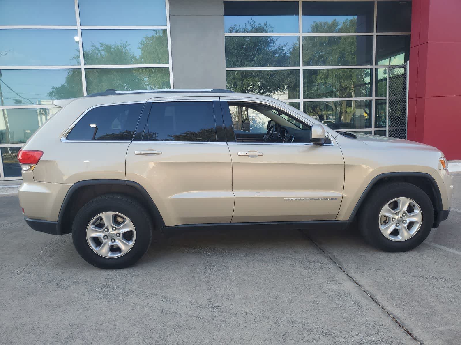 Used 2014 Jeep Grand Cherokee Laredo w/ Quick Order Package 23E RWD image 7