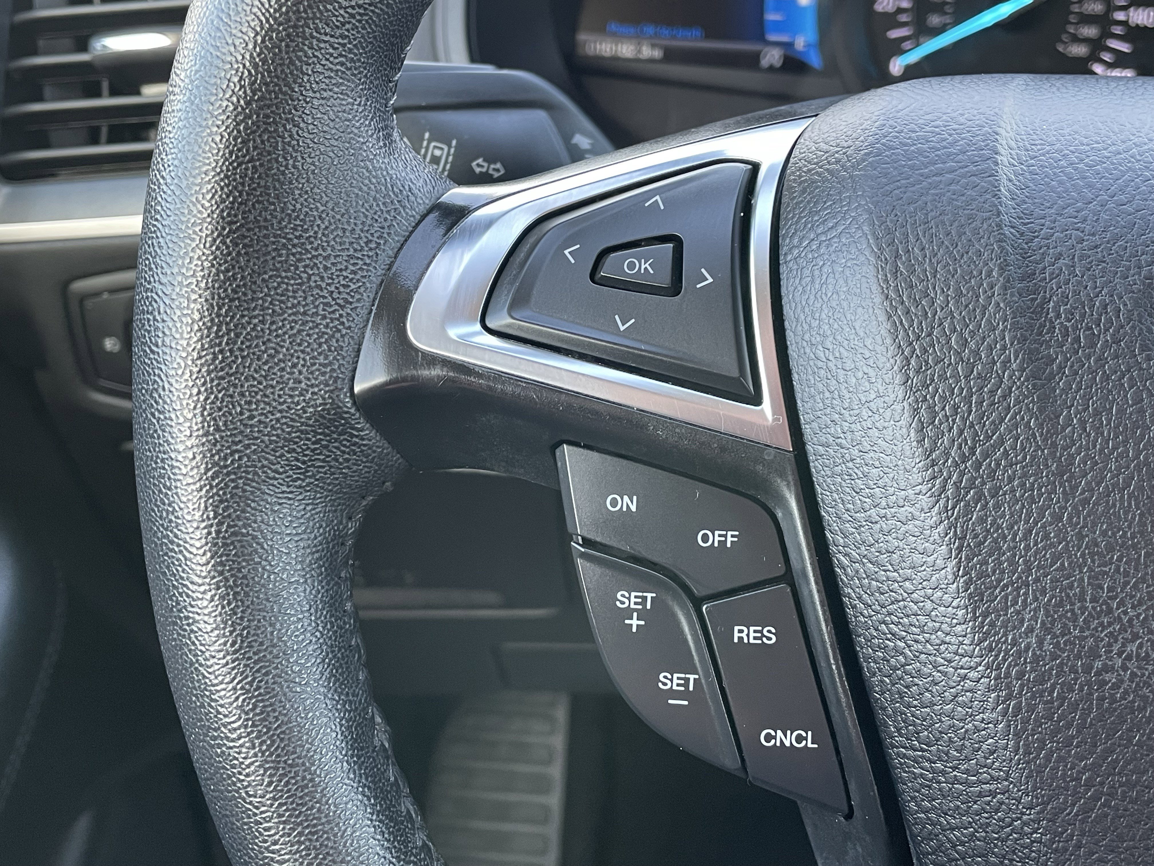 Used 2024 Ford Edge SEL w/ Convenience Package image 21