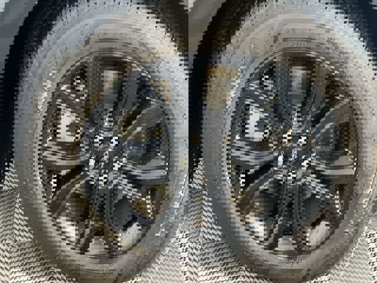 Used 2022 Ford Edge SE w/ Black Appearance Package image 12