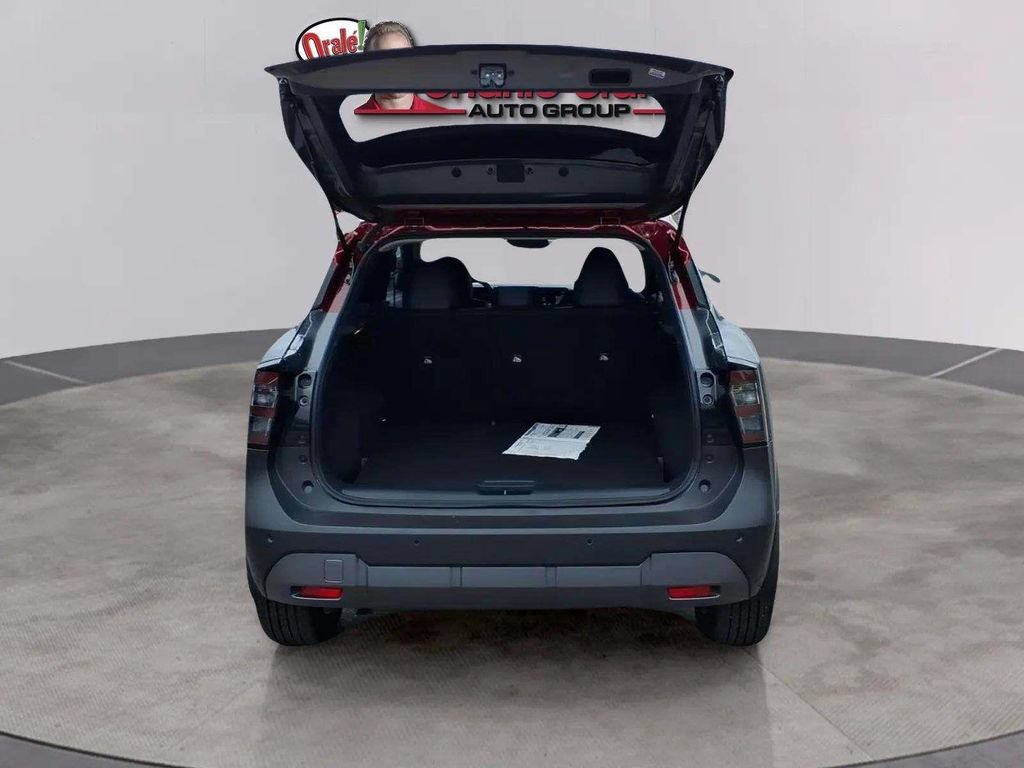 Used 2025 Nissan Kicks SR FWD image 19