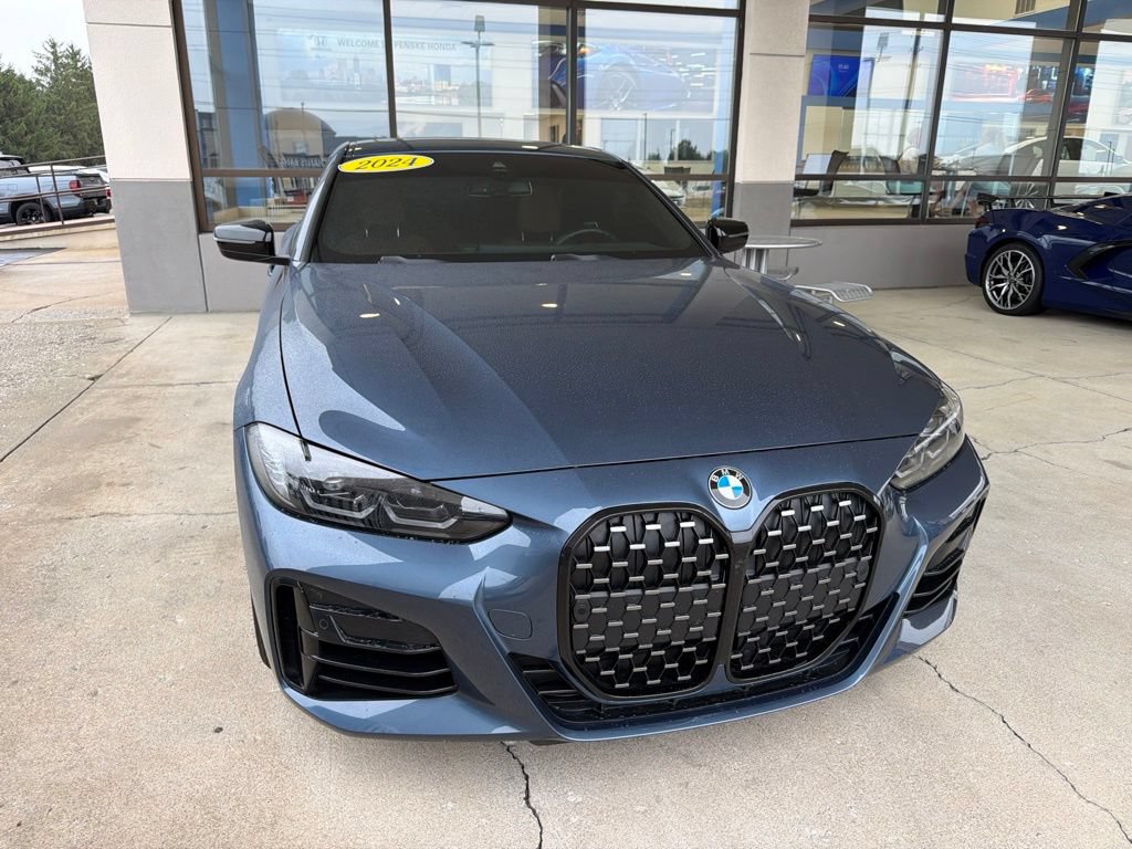 Used 2024 BMW M440i Coupe w/ Premium Package RWD image 5