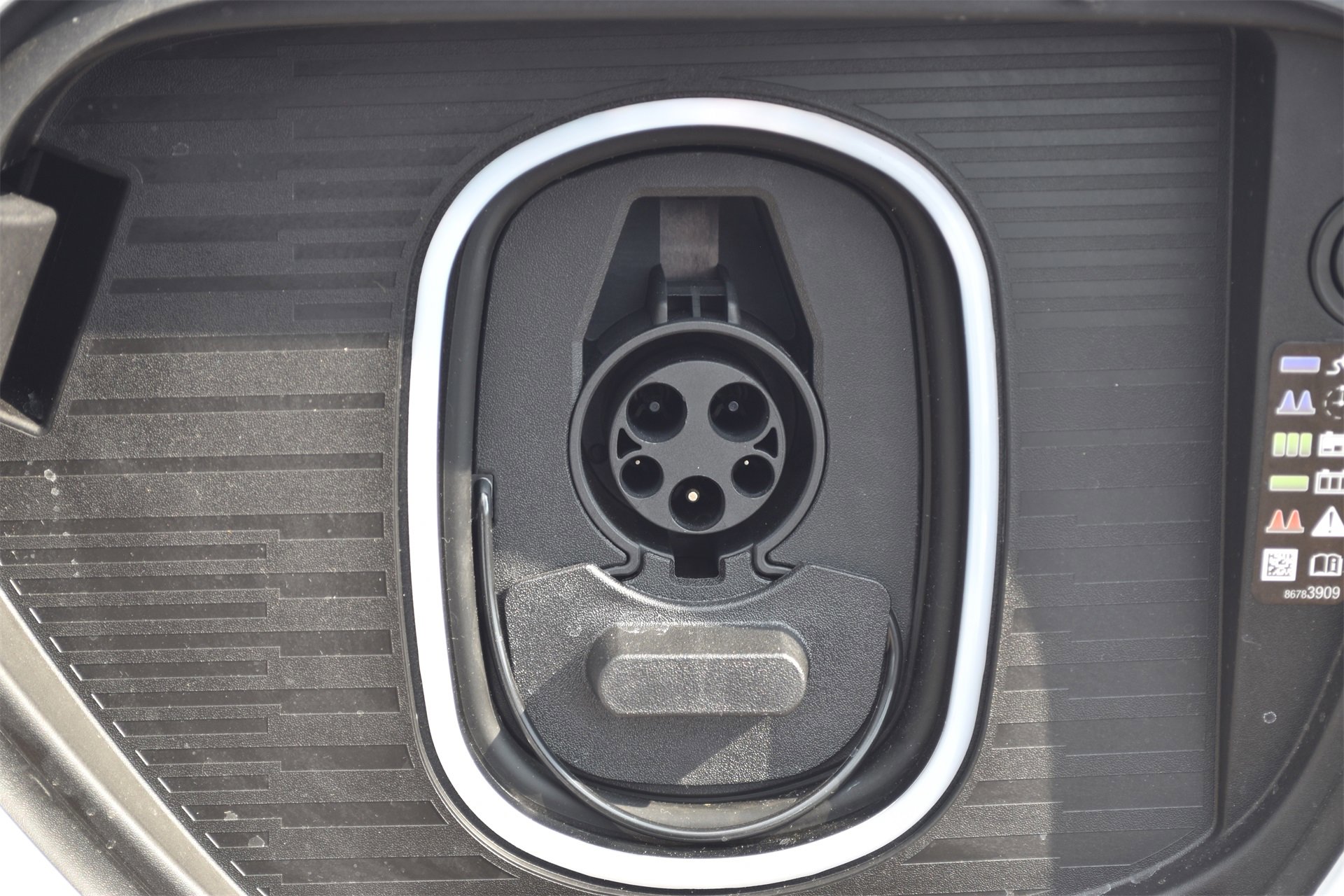 New 2026 Cadillac Escalade IQL Sport 2 image 32