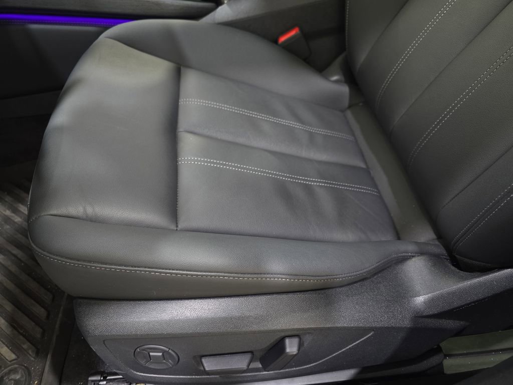 Used 2025 Audi A5 2.0T Premium w/ Convenience Package image 31