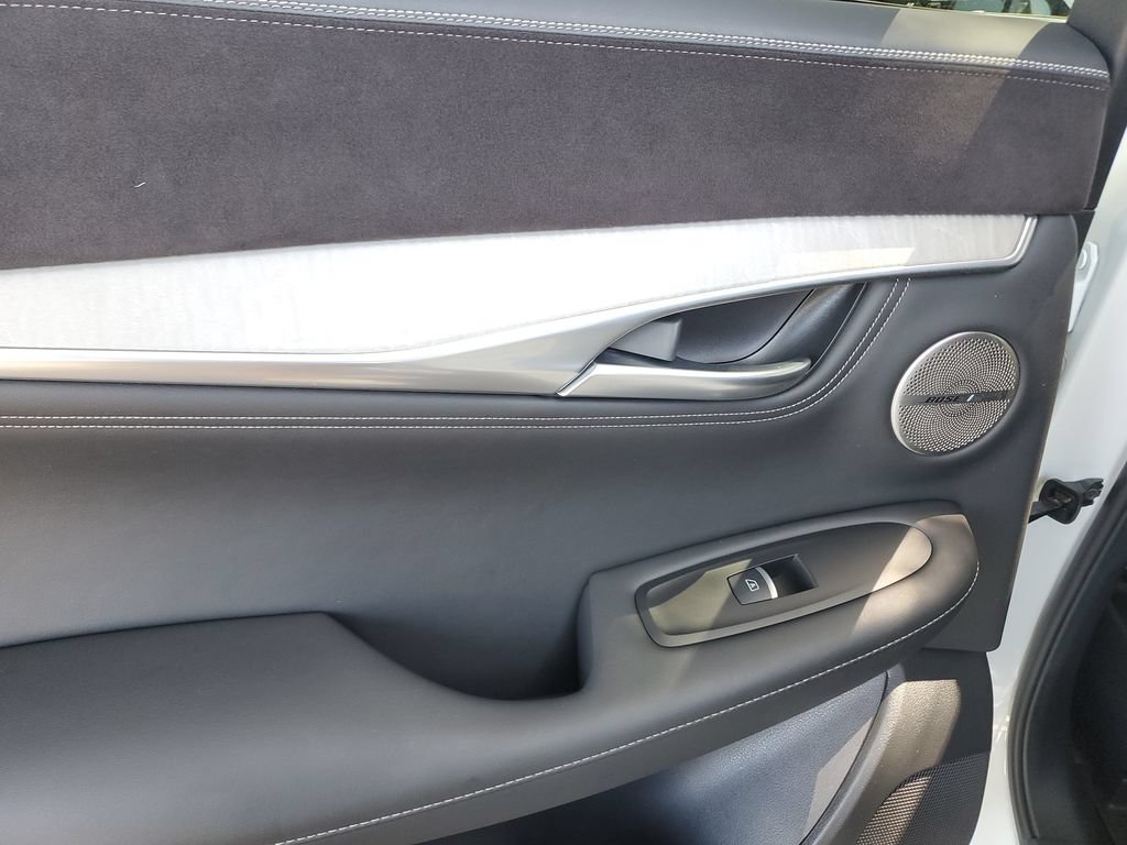 Used 2023 INFINITI QX50 Sensory AWD/4WD image 16