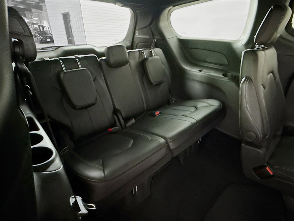 New 2025 Chrysler Pacifica Select image 27