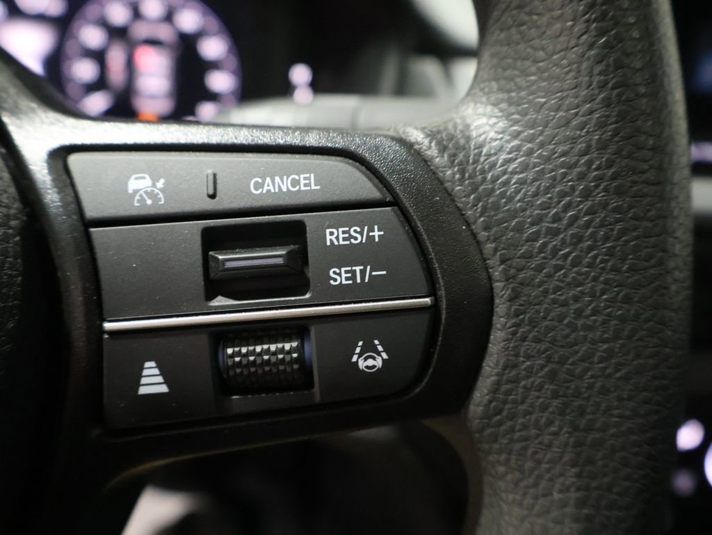 Used 2025 Honda Accord SE image 34