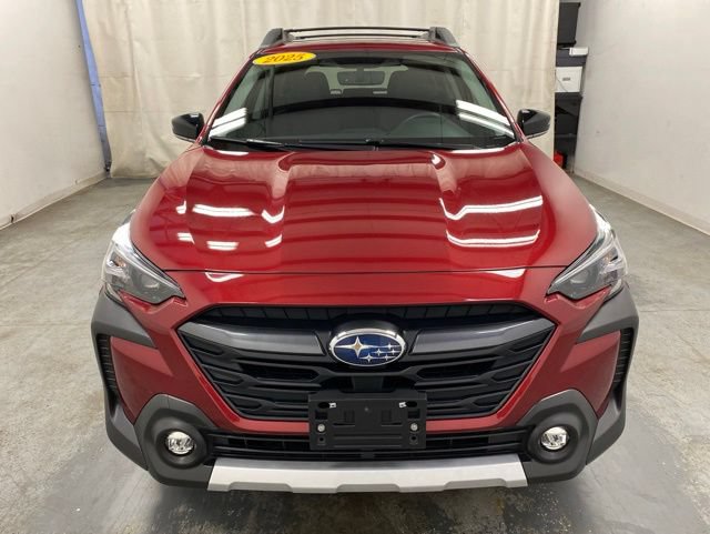 Used 2025 Subaru Outback Limited AWD/4WD image 6