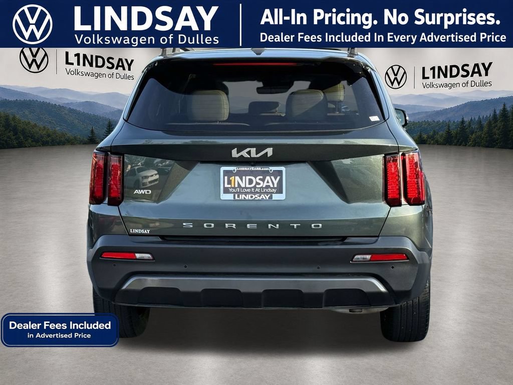 Used 2022 Kia Sorento S w/ Panoramic Sunroof Package AWD/4WD image 7