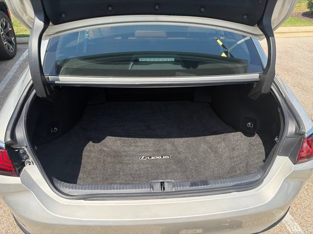 Used 2022 Lexus ES 300h Ultra Luxury w/ Accessory Package 2 FWD image 22