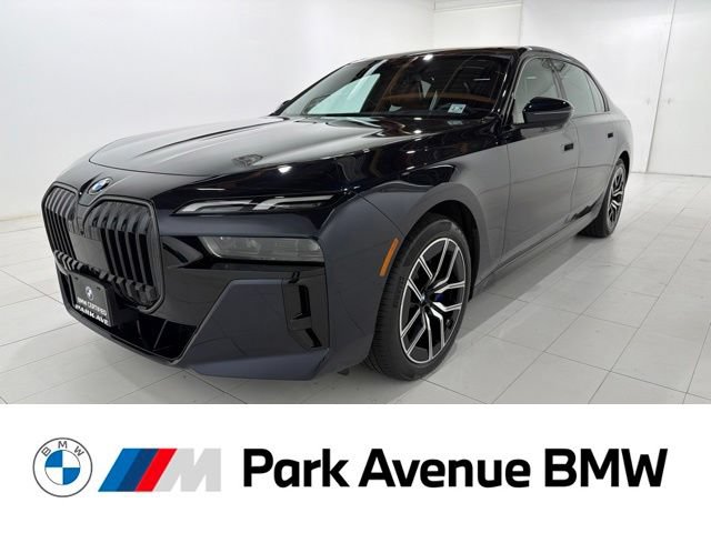 Certified 2024 BMW 740i xDrive w/ Premium Package 2 AWD/4WD image 1
