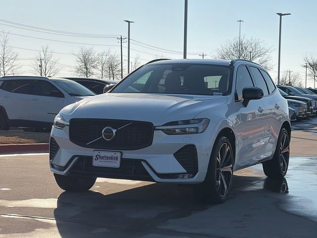 Used 2025 Volvo XC60 B5 Ultra w/ Protection Package Premier image 3