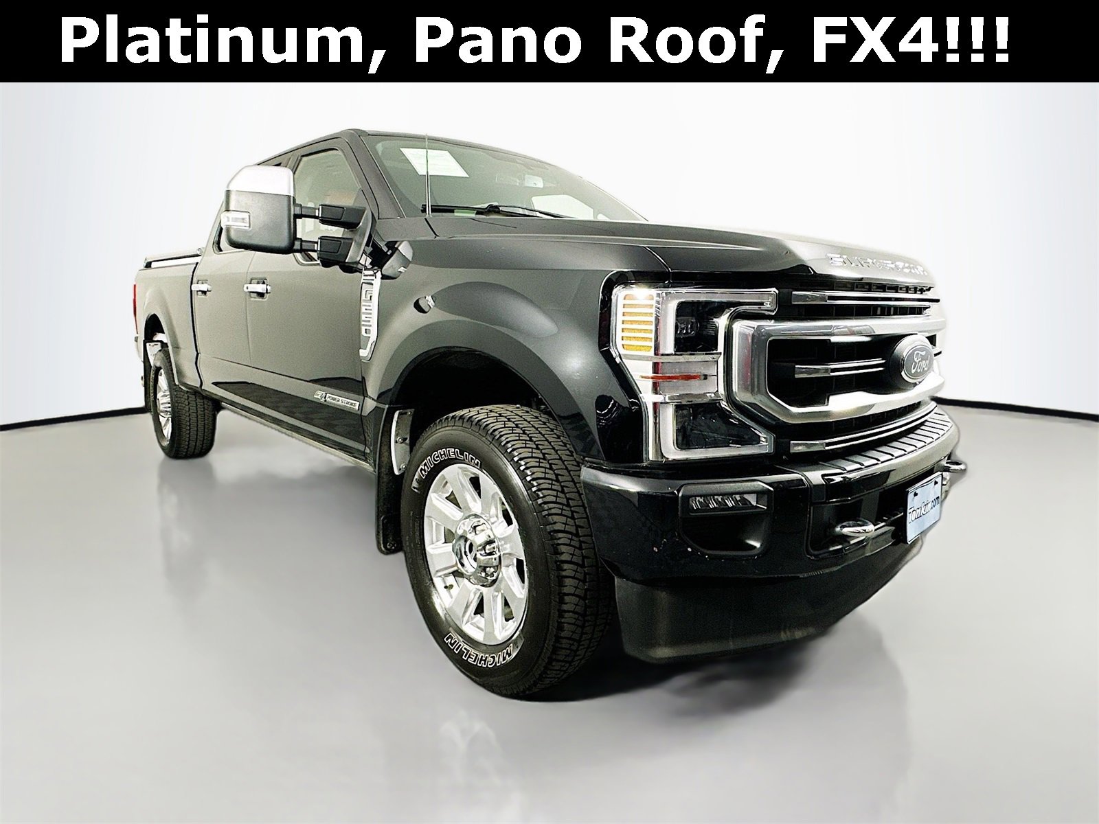 Used 2022 Ford F250 Platinum w/ FX4 Off-Road Package image 2
