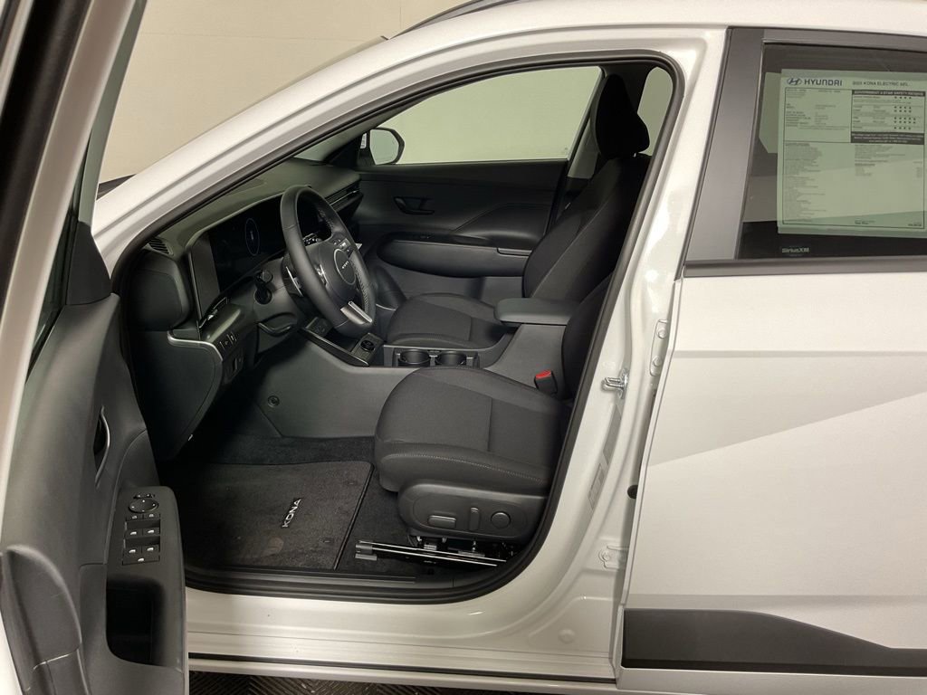 New 2025 Hyundai Kona SEL image 19