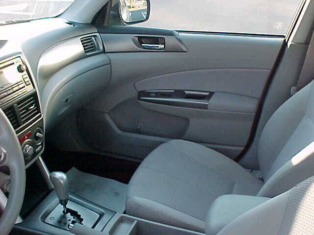 Used 2011 Subaru Forester 2.5X Premium w/ All-Weather Pkg image 14