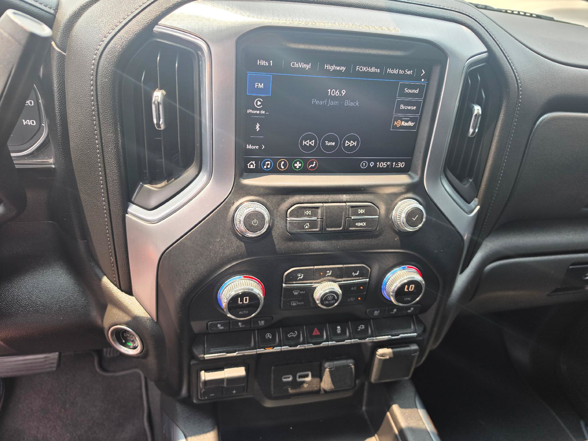 Used 2021 GMC Sierra 1500 SLT w/ SLT Premium Package RWD image 17