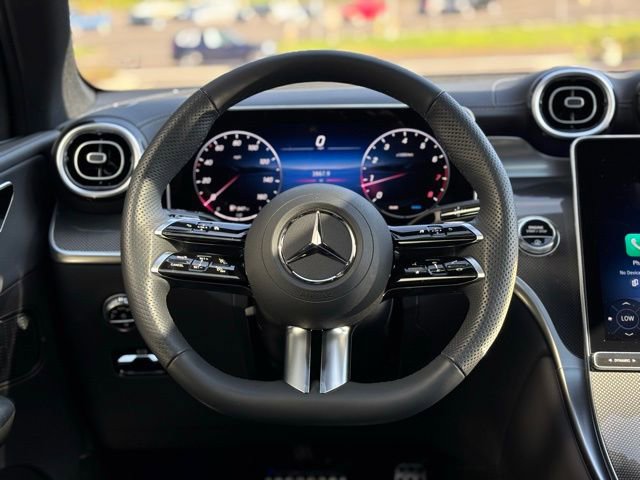 Used 2026 Mercedes-Benz GLC 300 4MATIC image 29