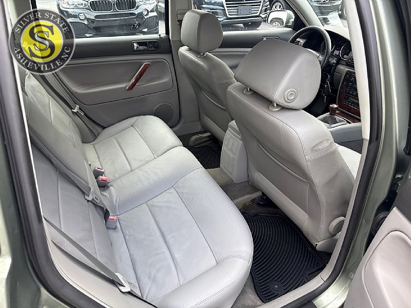 Used 2003 Volkswagen Passat GLX image 15