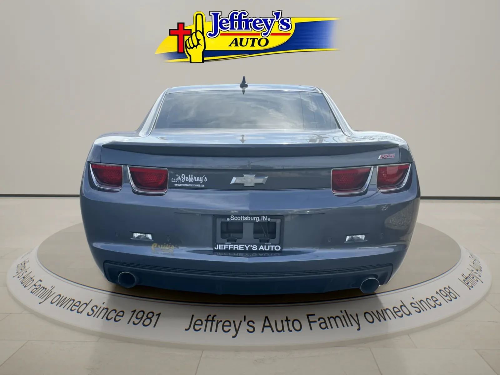 Used 2010 Chevrolet Camaro LT w/ RS Package RWD image 4