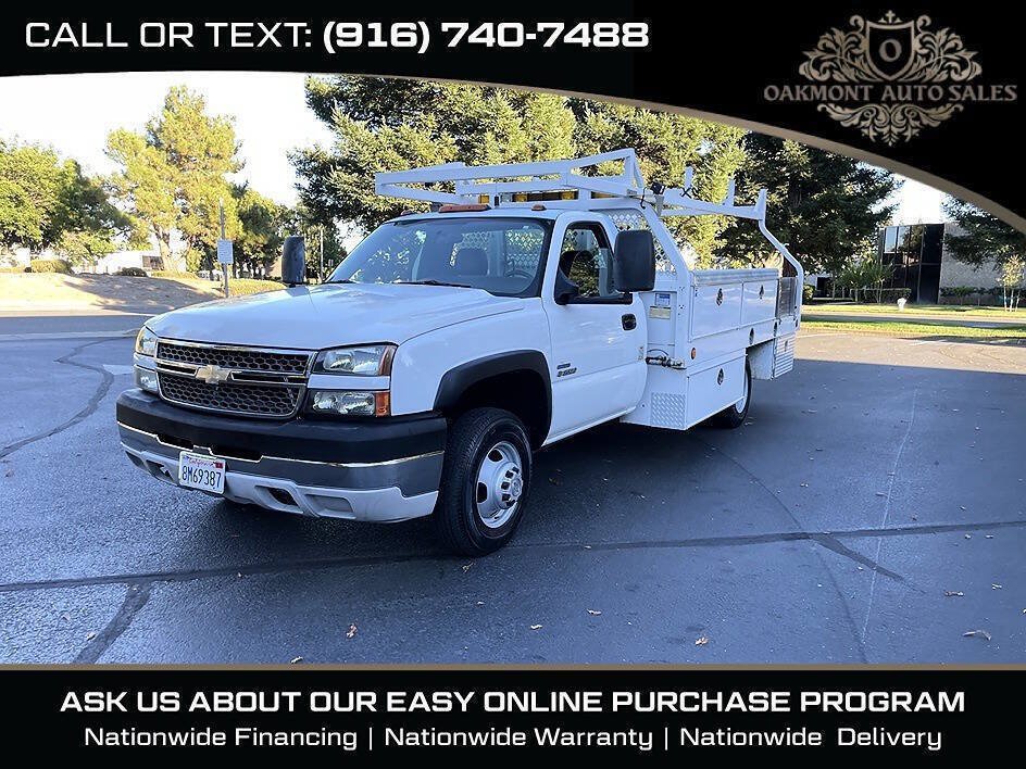 Used 2007 Chevrolet Silverado 3500 2WD Regular Cab w/ Heavy-Duty Power Package image 3
