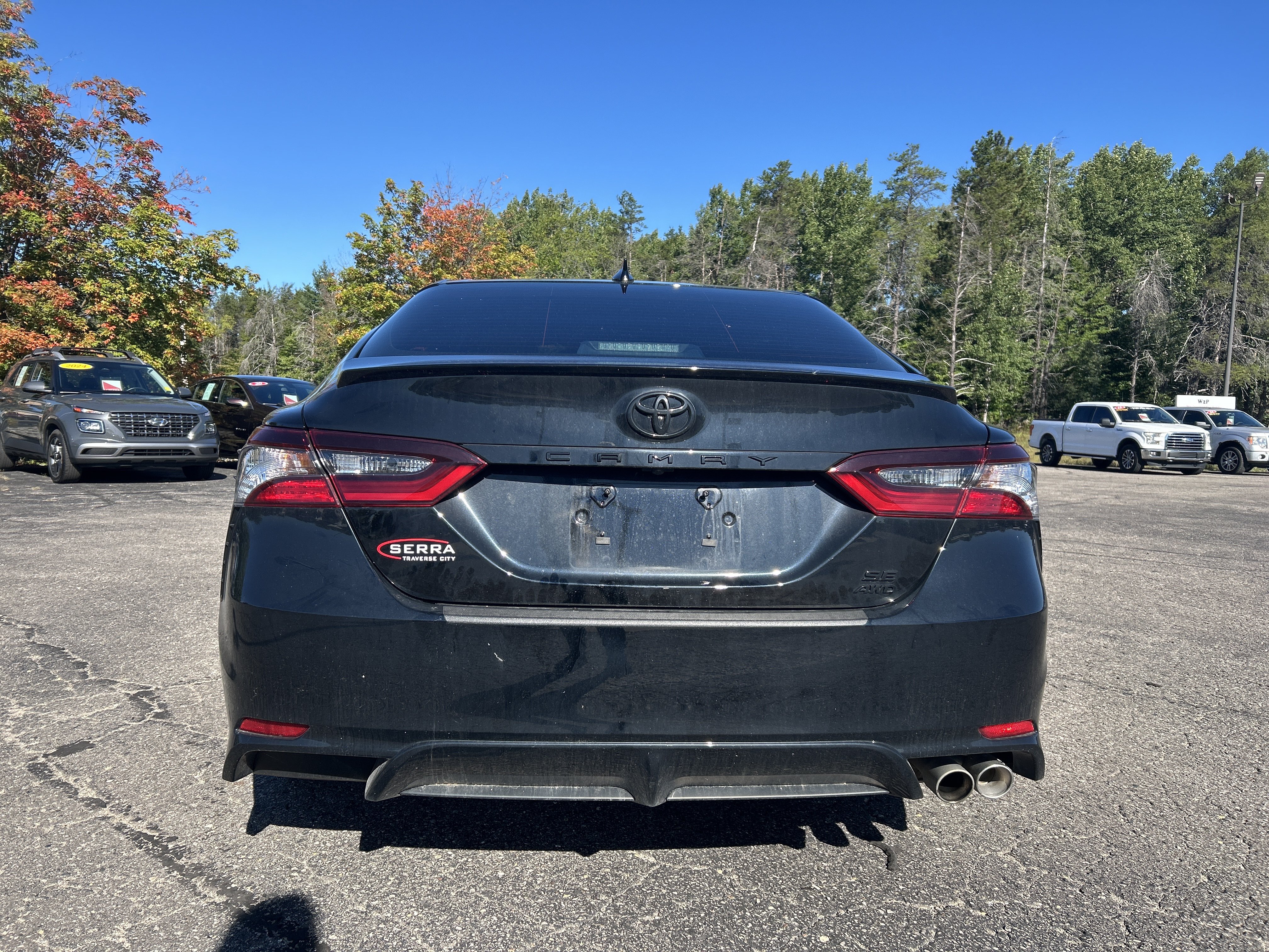 Used 2024 Toyota Camry SE w/ Convenience Package AWD/4WD image 5