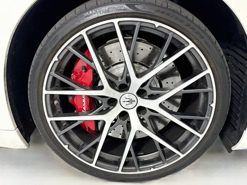 Used 2024 Maserati GranTurismo Trofeo AWD/4WD image 29