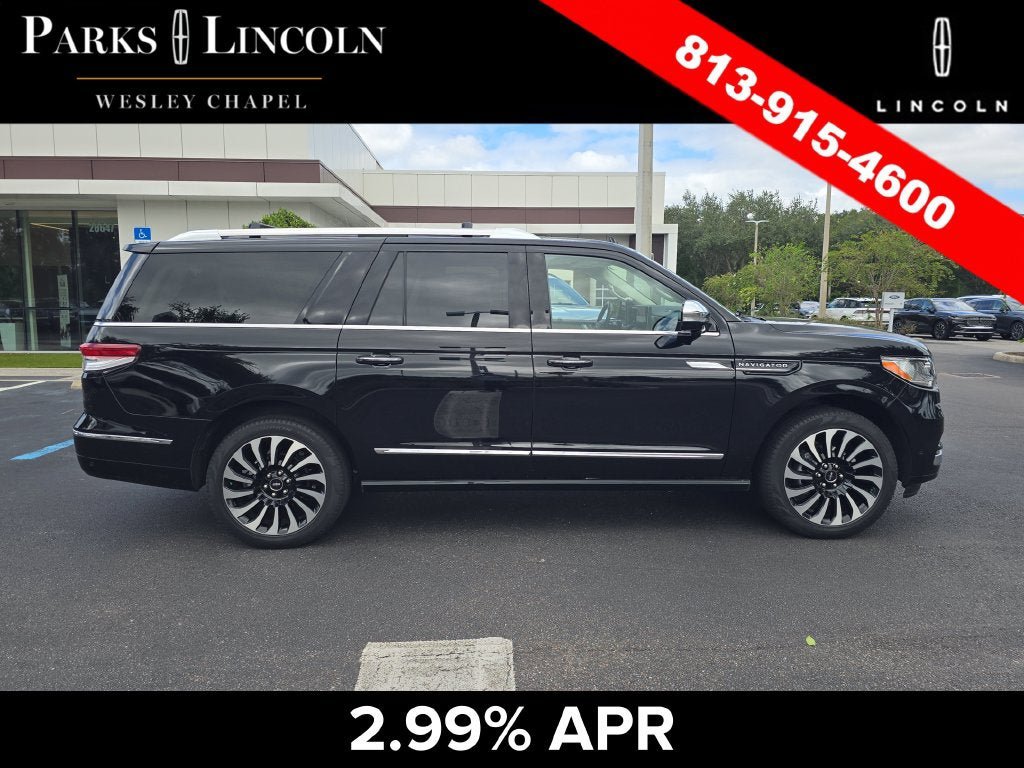 Certified 2022 Lincoln Navigator L Black Label AWD/4WD image 3
