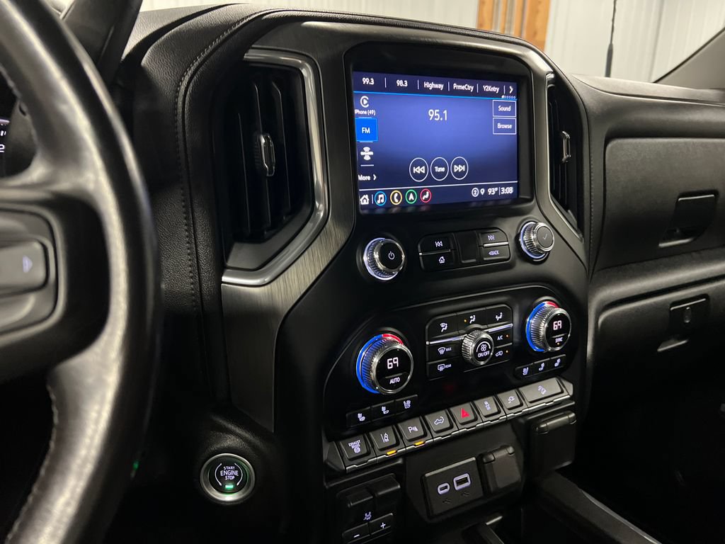 Certified 2022 GMC Sierra 2500 Denali w/ Denali Ultimate Package AWD/4WD image 23