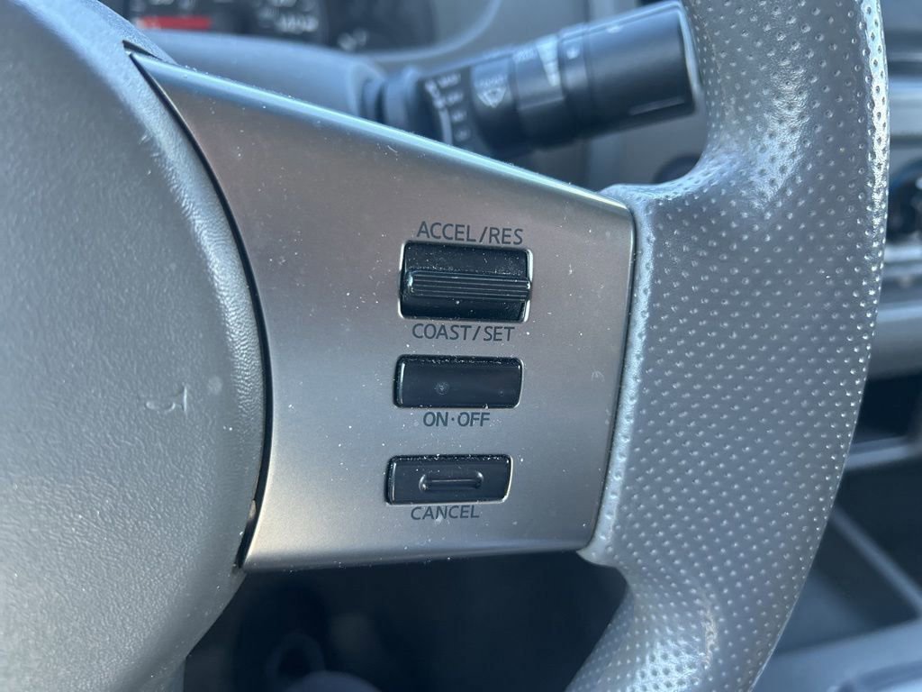 Used 2006 Nissan Frontier SE w/ (P01) Power Pkg AWD/4WD image 24