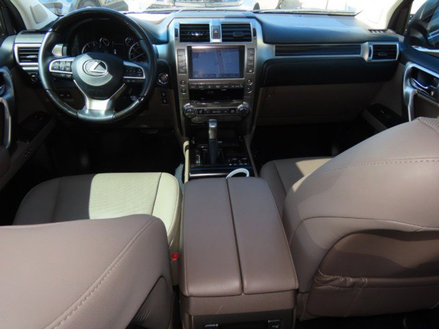 Used 2021 Lexus GX 460 Premium w/ Premium Plus Package image 21