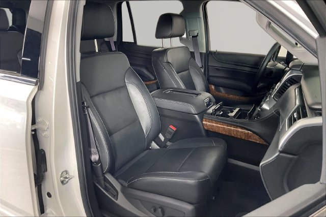 Used 2017 Chevrolet Tahoe Premier AWD/4WD image 28