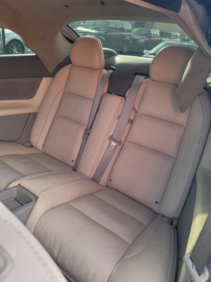 Used 2011 Volvo C70 T5 w/ Convenience Pkg image 12