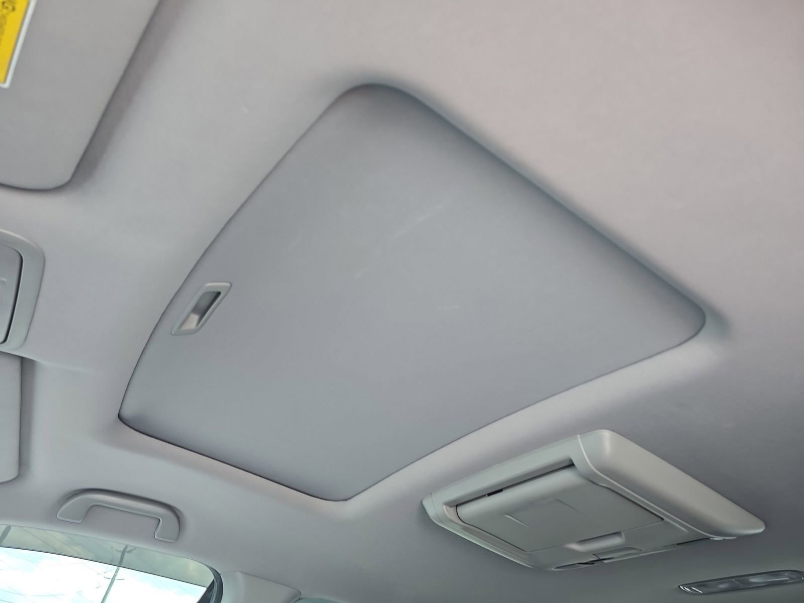 Used 2018 Honda Pilot Touring image 17