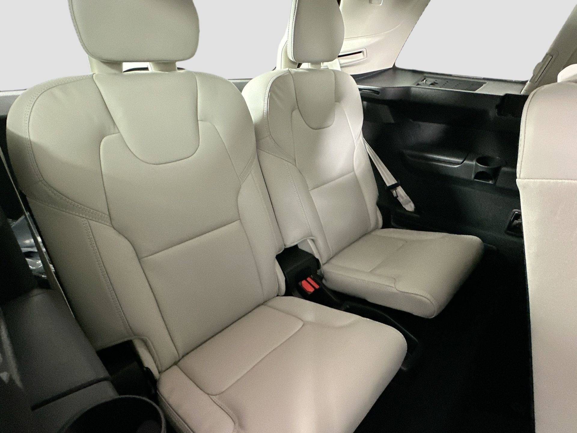 New 2026 Volvo XC90 T8 Ultra w/ Protection Package Premier image 29