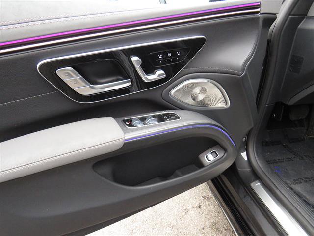 Certified 2023 Mercedes-Benz EQS 450+ 4MATIC Sedan w/ Executive Rear Seat Package image 8